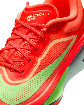 Nike Zoom Fly ６ 美品 NIKE ZOOM FLY 6（ナイキ ズームフライ 6）、2年ぶりの新作が登場